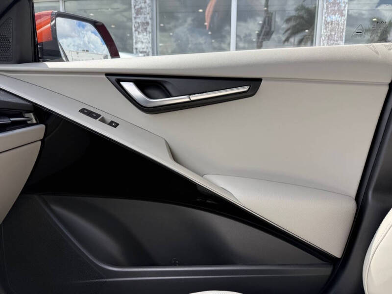 2023 Kia Niro EV Wind