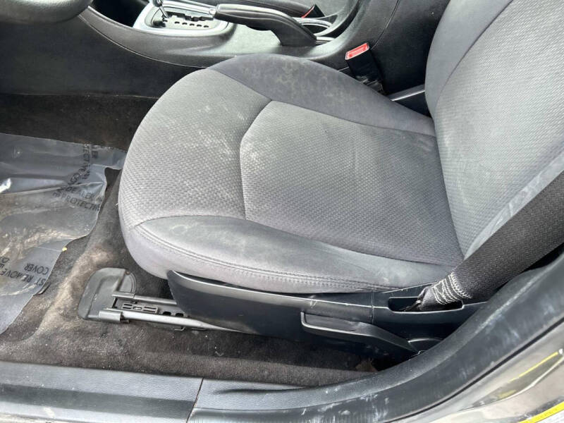 2012 Chrysler 200 LX