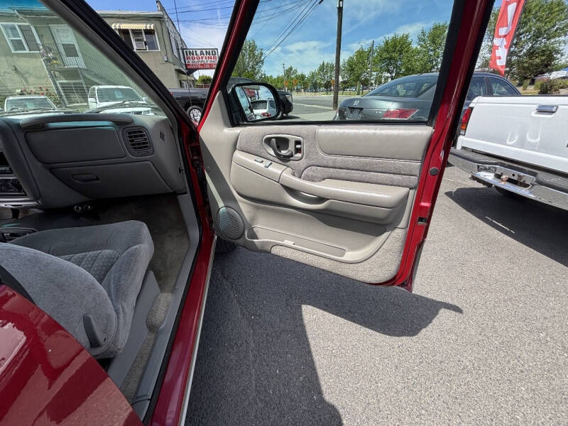 1999 Chevrolet S-10 LS
