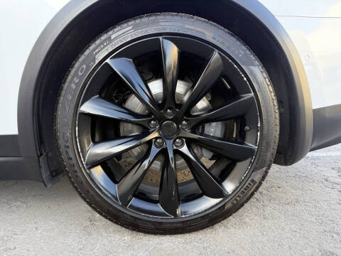 2020 Tesla Model X Long Range Plus