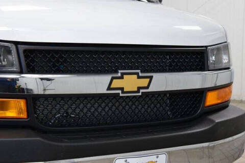 2025 Chevrolet Express 2500