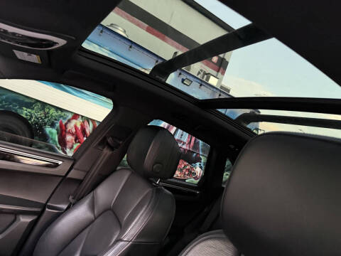 2018 Porsche Macan S