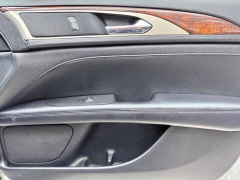 2017 Lincoln MKZ Reserve