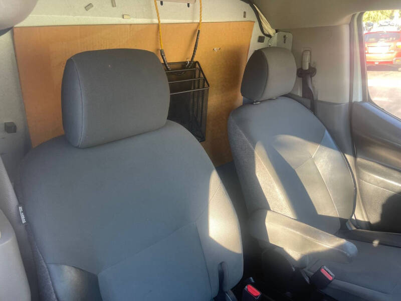 2017 Nissan NV200