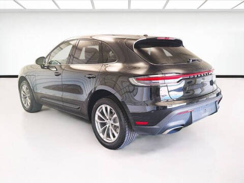 2022 Porsche Macan