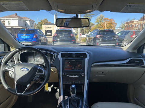 2014 Ford Fusion Energi SE