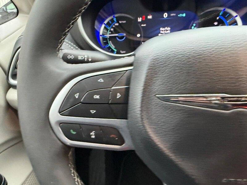 2024 Chrysler Pacifica Plug-In Hybrid