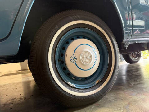 1973 Volkswagen Bus