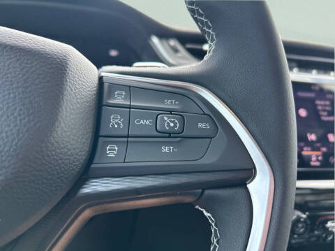 2026 Jeep Grand Cherokee Laredo
