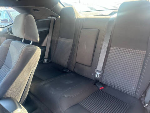 2017 Dodge Challenger SXT