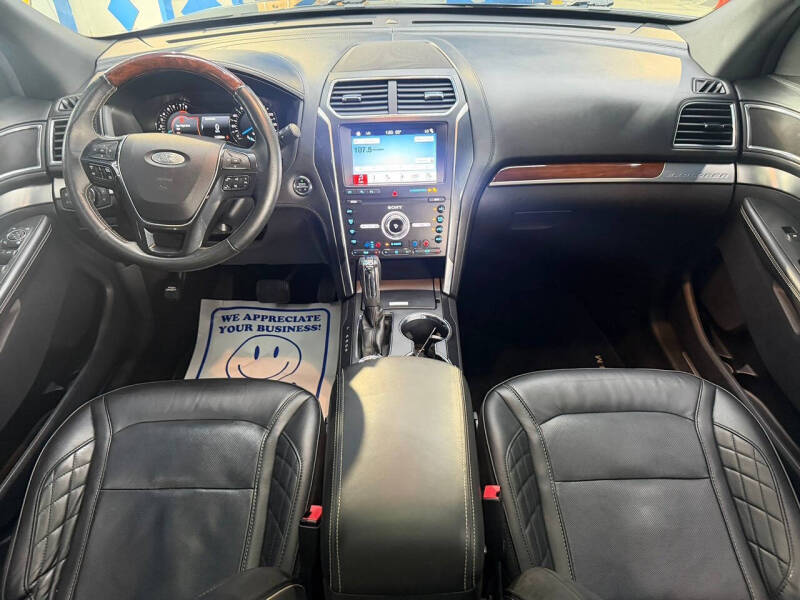 2019 Ford Explorer Platinum