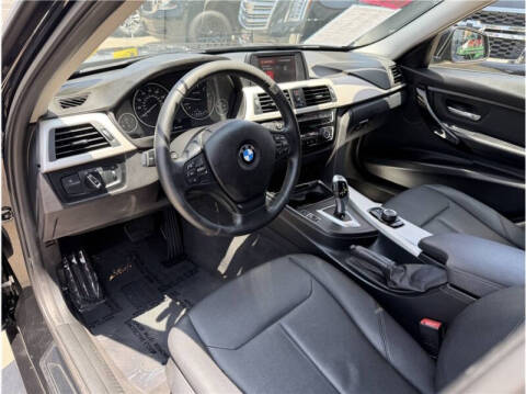 2018 BMW 3 Series 320i
