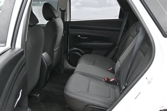 2025 Hyundai Tucson SE