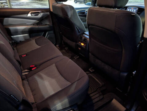 2019 Nissan Pathfinder SV