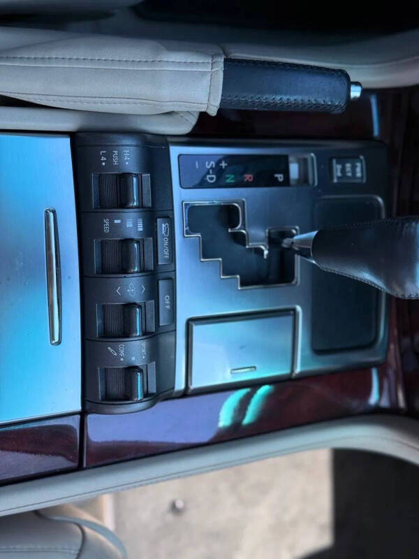 2011 Lexus LX 570