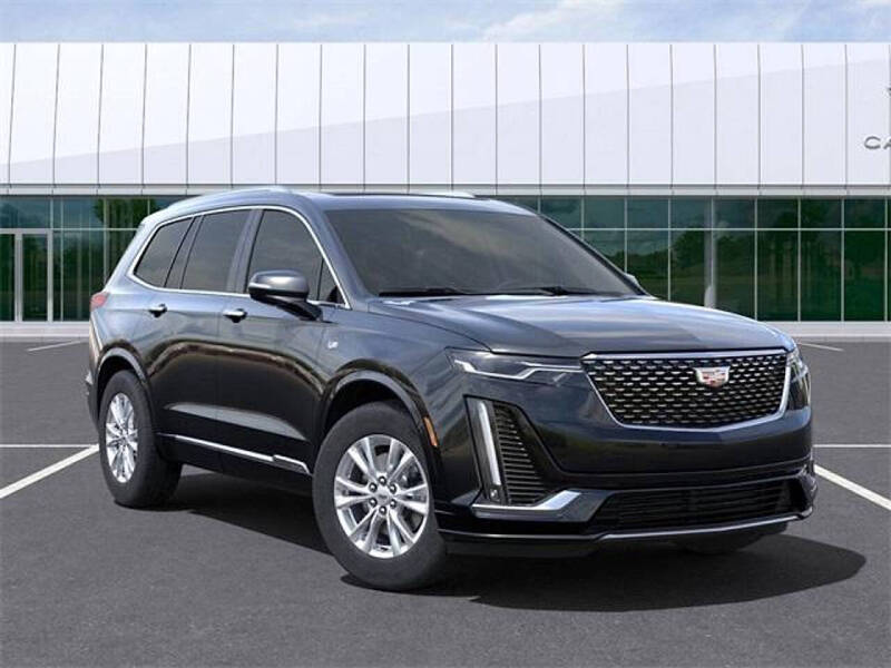 2025 Cadillac XT6 Luxury