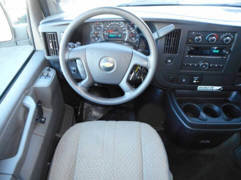 2017 Chevrolet Express LT 3500