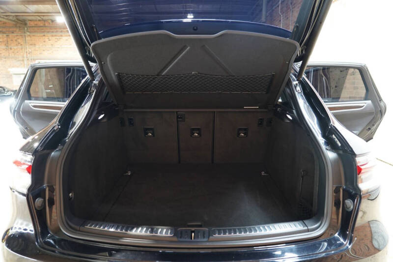 2019 Porsche Macan S