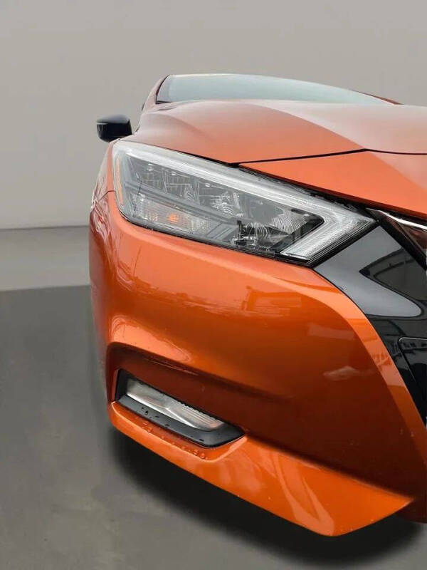 2021 Nissan Versa SR