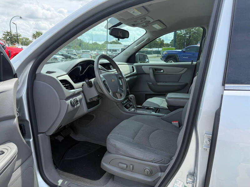 2017 Chevrolet Traverse LT