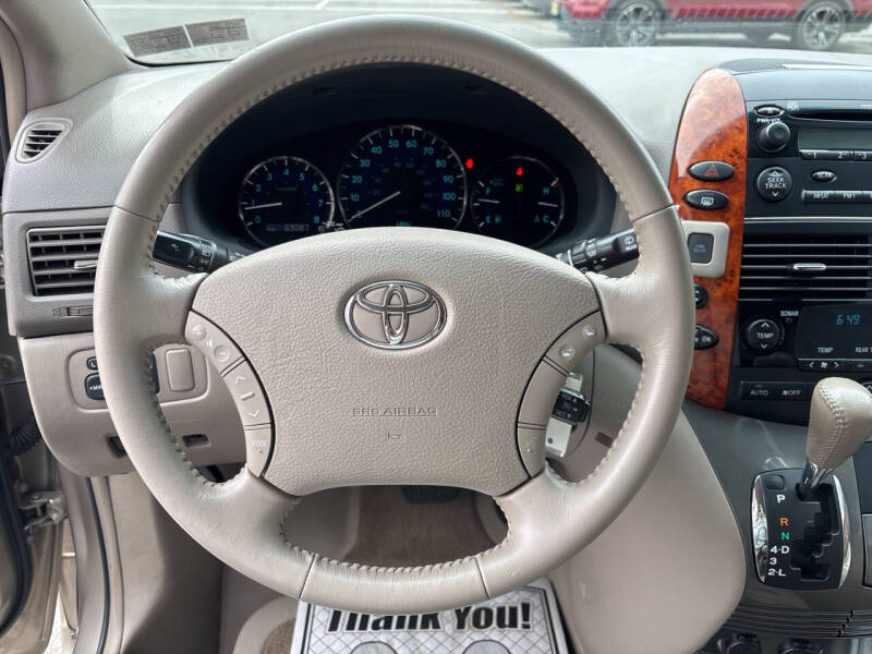 2008 Toyota Sienna XLE Limited