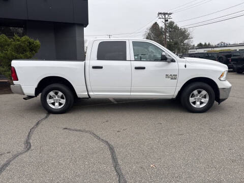 2023 RAM 1500 Classic SLT