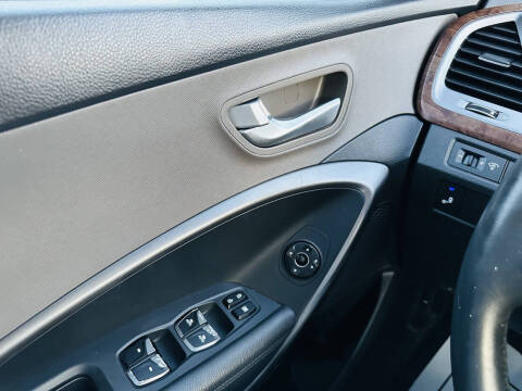 2017 Hyundai Santa Fe Limited