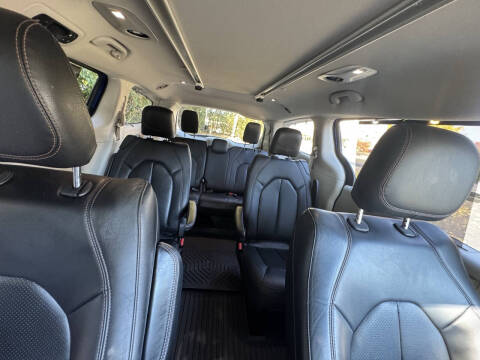 2019 Chrysler Pacifica Touring L