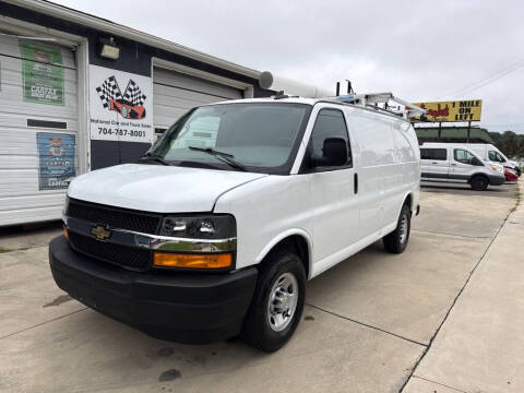 2025 Chevrolet Express 2500