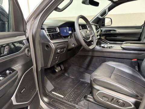 2023 Jeep Wagoneer Carbide