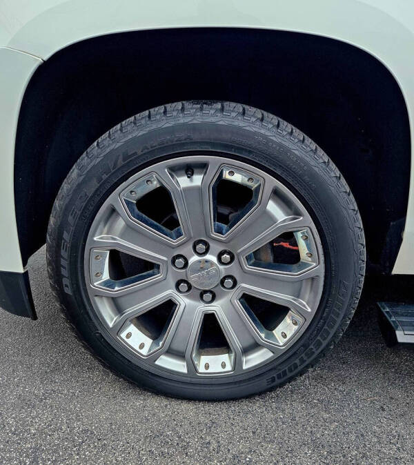 2017 GMC Yukon XL Denali