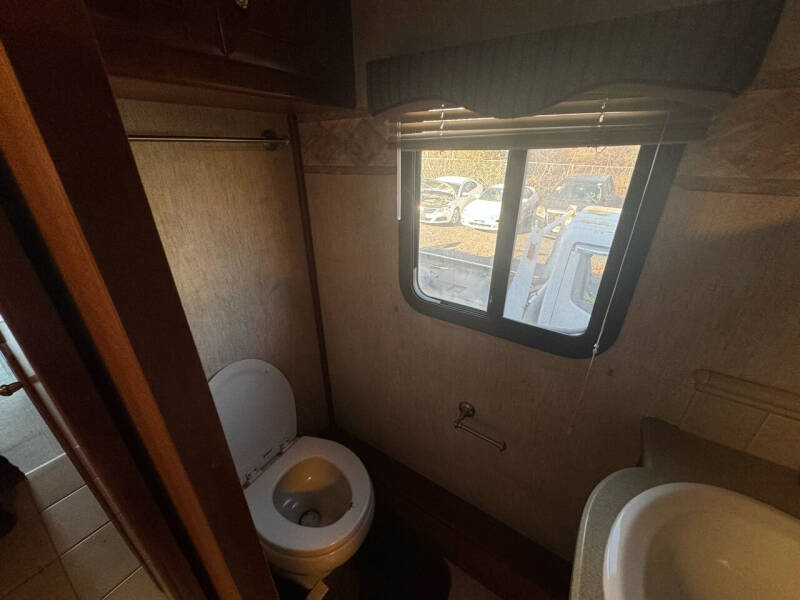 2005 country inspire