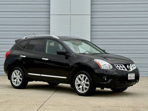 2013 Nissan Rogue SV w/SL Package