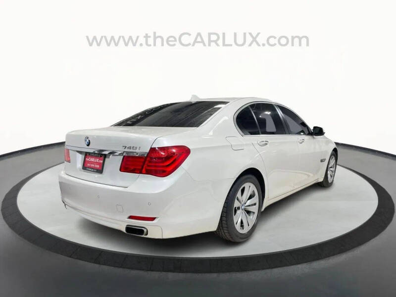 2012 BMW 7 Series 740i