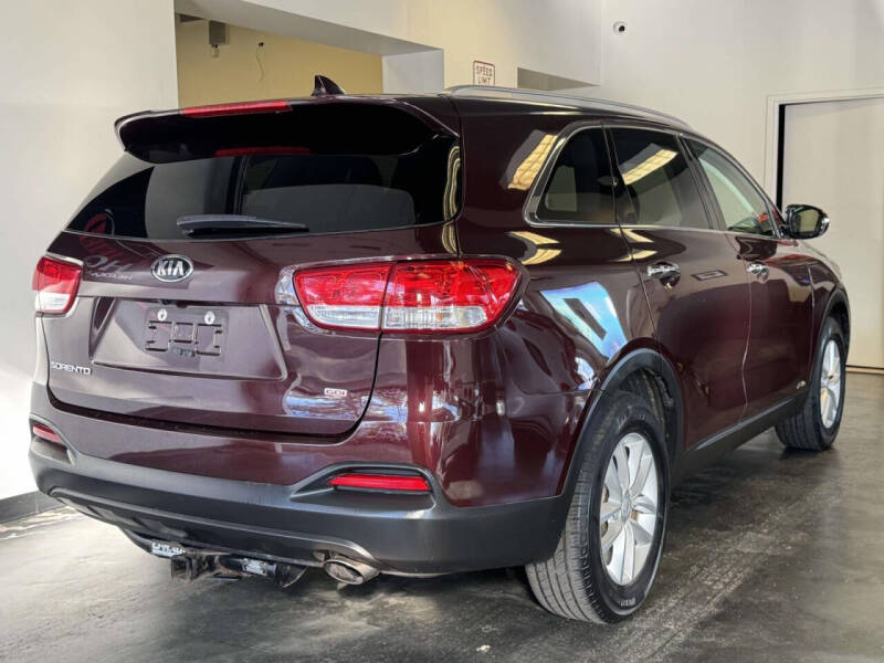 2018 Kia Sorento LX