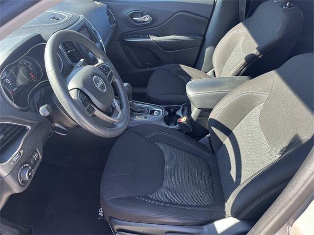 2019 Jeep Cherokee Latitude