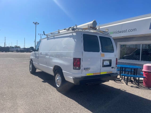 2010 Ford E-Series E-250