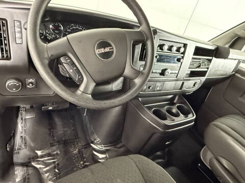 2022 GMC Savana 2500