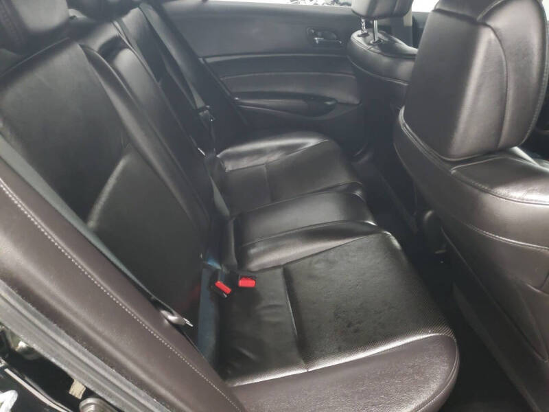 2013 Acura ILX 2.0L w/Premium