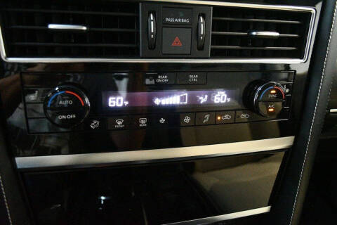 2023 Infiniti QX80 Premium Select