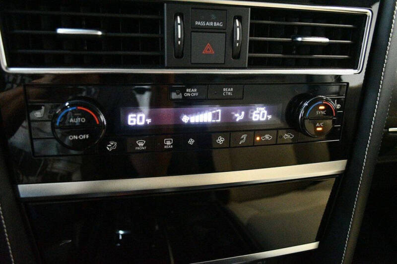 2023 Infiniti QX80 Premium Select