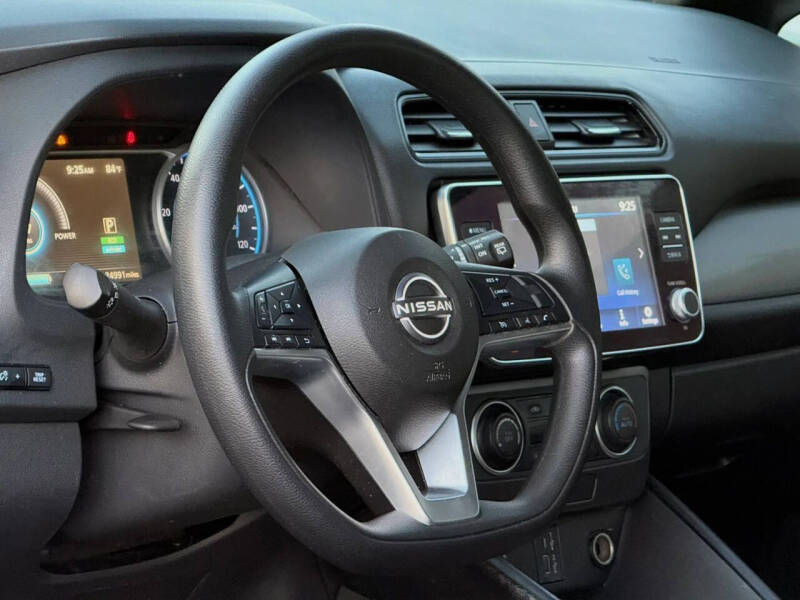 2023 Nissan LEAF S