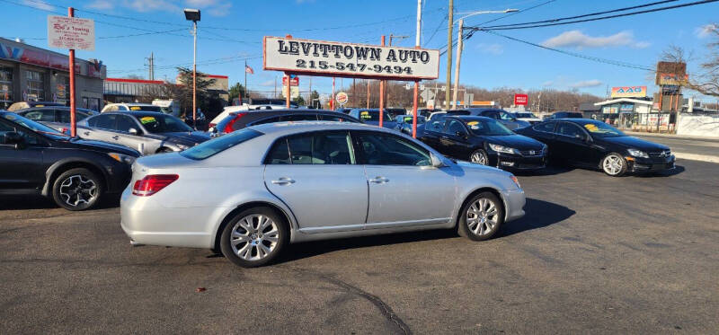 2008 Toyota Avalon XLS