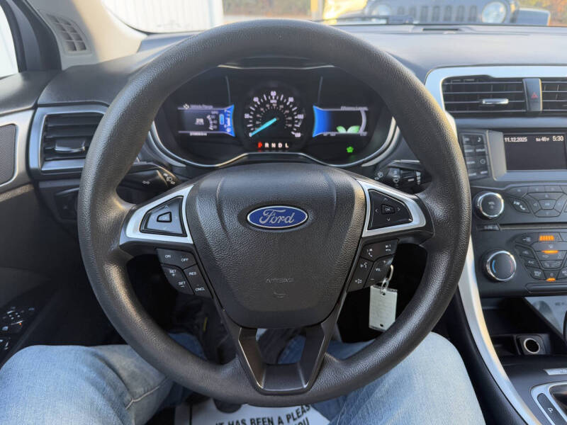 2013 Ford Fusion Hybrid SE