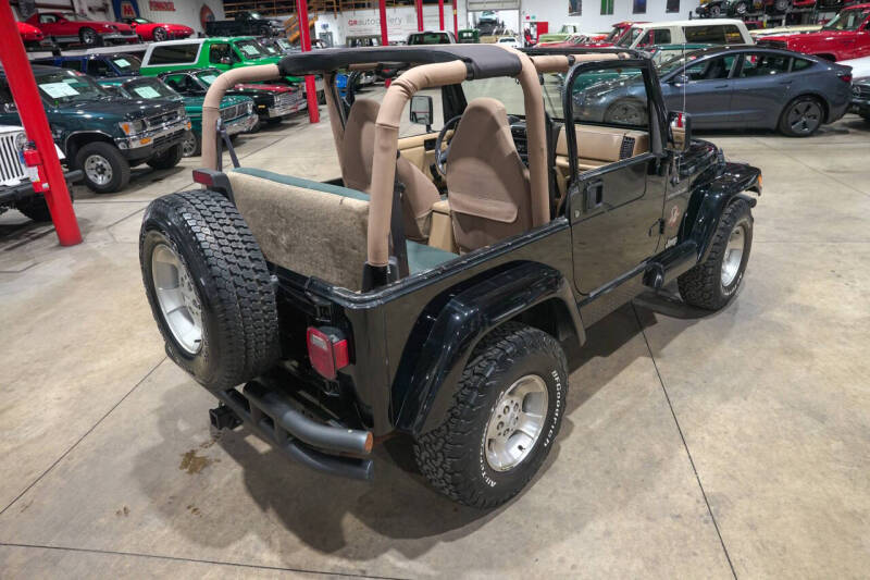 2002 Jeep Wrangler Sahara
