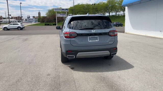 2024 Honda Pilot Touring