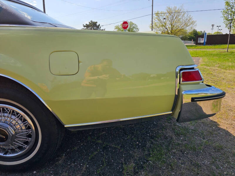 1975 Lincoln Mark IV