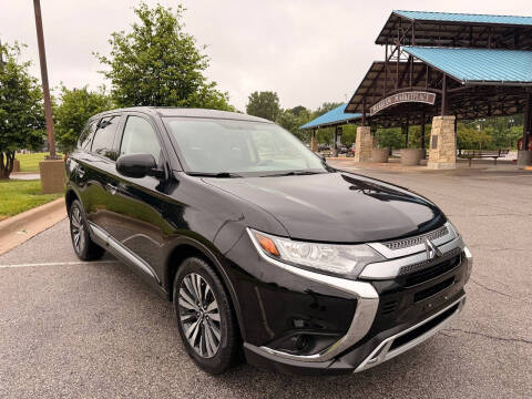 2020 Mitsubishi Outlander ES