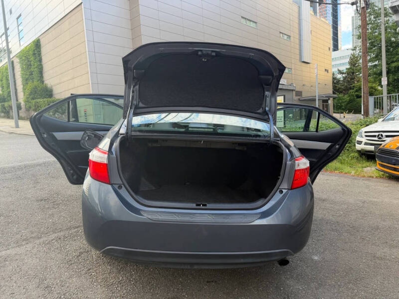 2014 Toyota Corolla LE