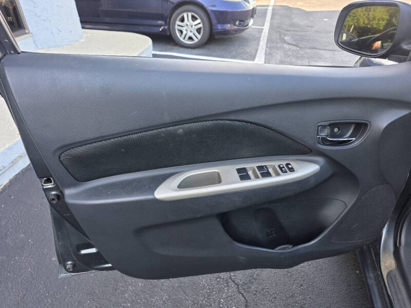 2011 Toyota Yaris